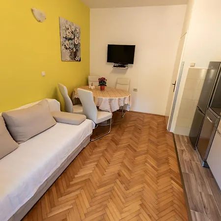 Boris Apartment