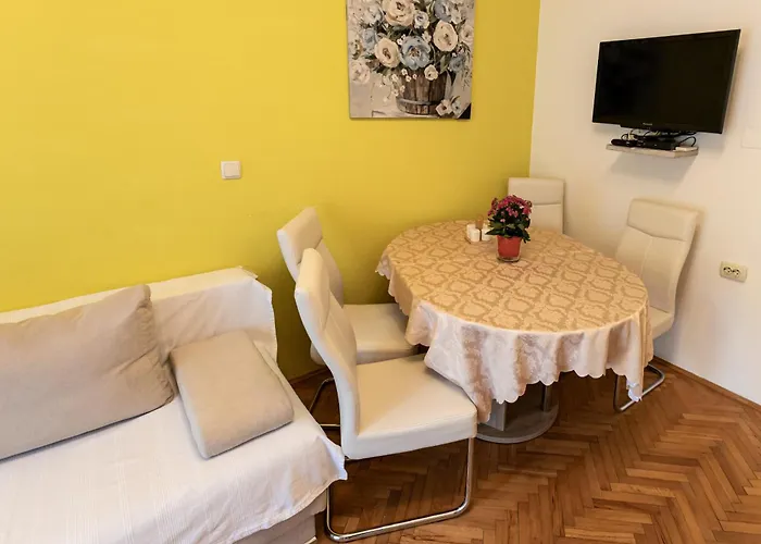 Boris アパート Palit