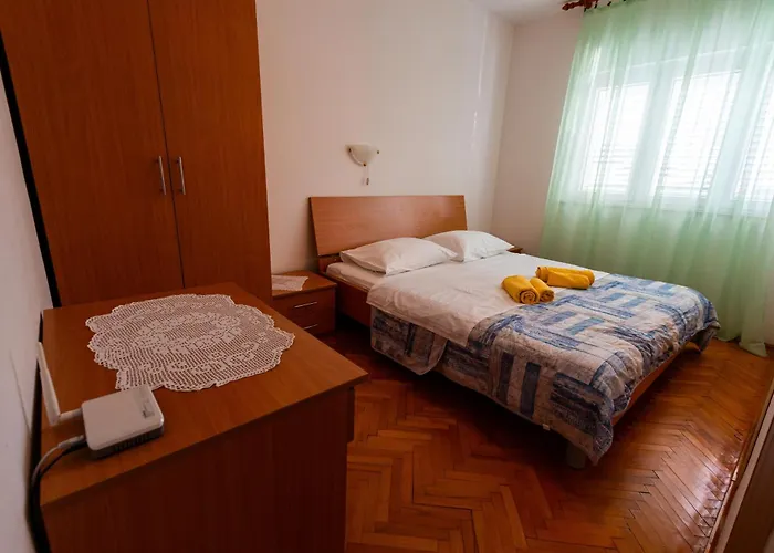 アパート Boris Palit